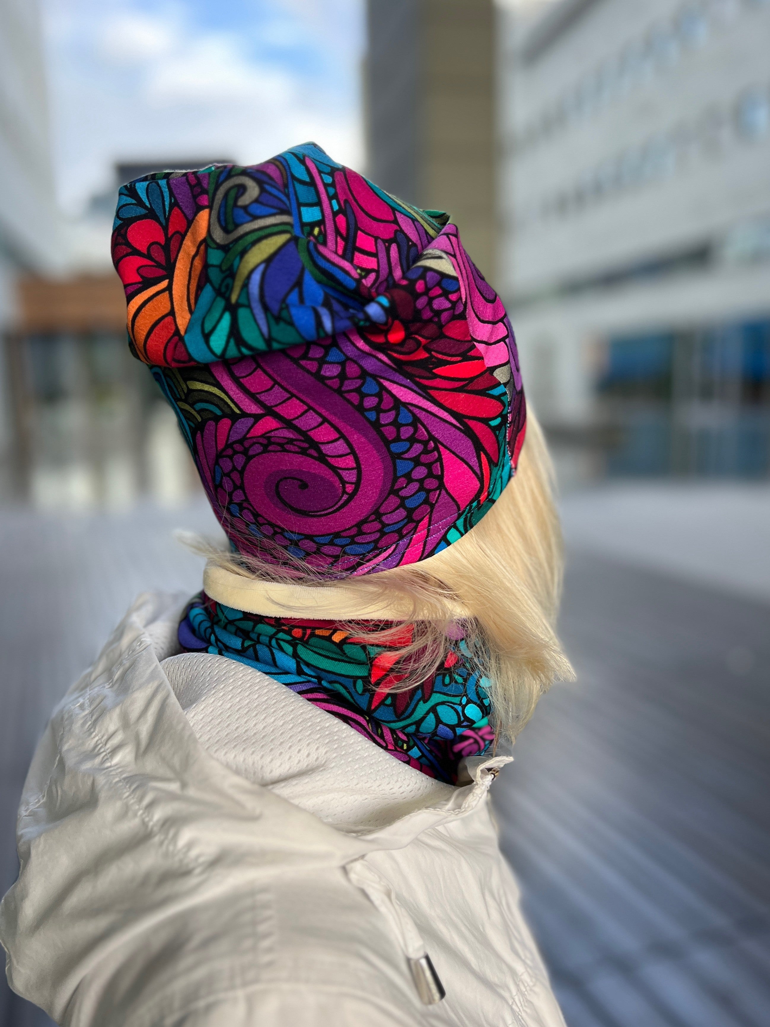 Czapka dwustronna Radość Graffiti