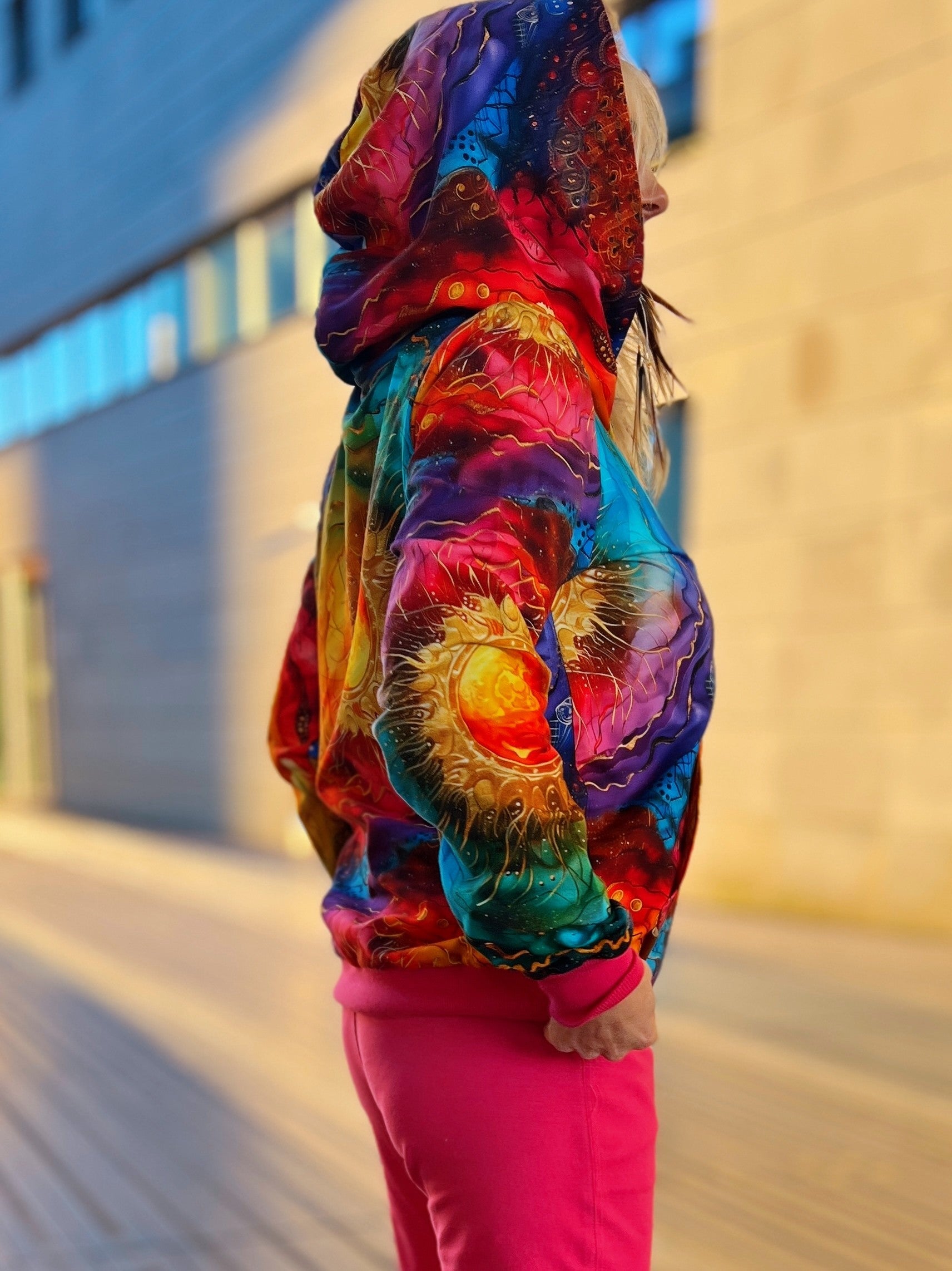 Bluza z Kapturem Wewnętrzne Słońce Fuksja