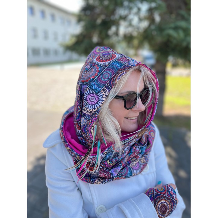 Komin z kapturem kominokaptur dwustronny Mandala/fuksja Komin z kapturem kominokaptur dwustronny Mandala/fuksja