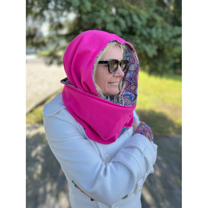 Komin z kapturem kominokaptur dwustronny Mandala/fuksja Komin z kapturem kominokaptur dwustronny Mandala/fuksja