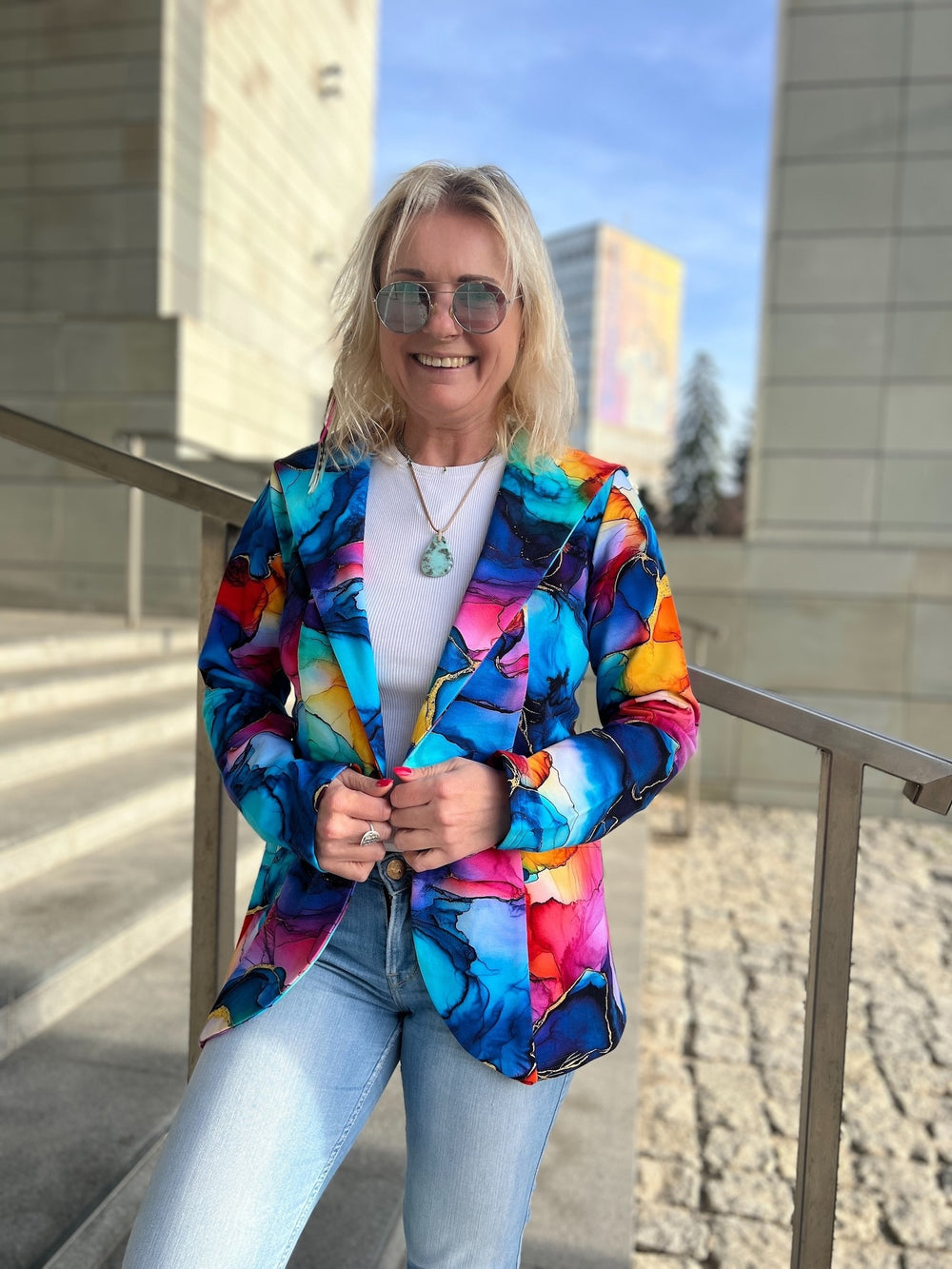 Marynarka z kapturem z guzikiem Magiczna